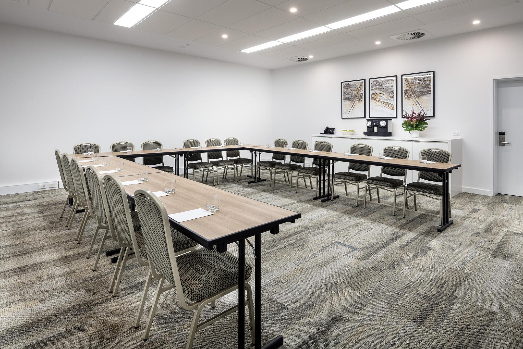 Quest Midland Aparthotel Ngoại thất bức ảnh